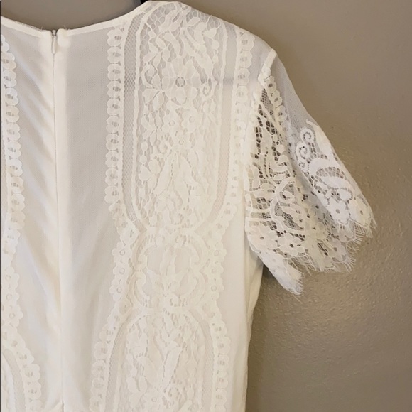 Ivory Lace Dress - Picture 5 of 8